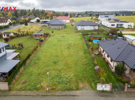 pozemek-vsestary-1.jpg | Prodej - pozemek pro bydlení, 1 078 m²