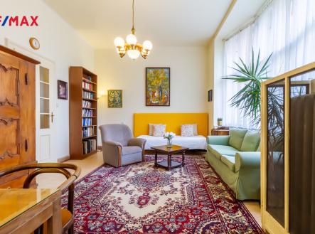 nad-stolou-03.jpg | Prodej bytu, 4+1, 217 m²