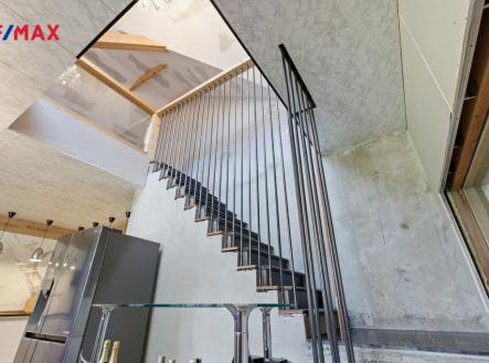 216a1994-1.jpg | Prodej - nájemní dům, 377 m²