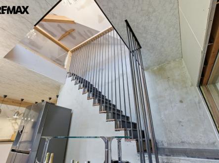 216a1994-1.jpg | Prodej - nájemní dům, 377 m²