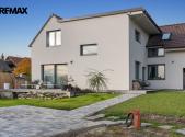 Prodej - dům/vila, 316 m²