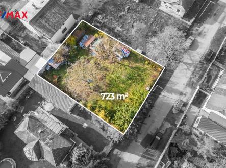 pozemek-ujezd-becvarska-4-hranice.jpg | Prodej - pozemek pro bydlení, 723 m²