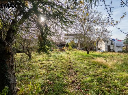 pozemek-ujezd-becvarska-16.jpg | Prodej - pozemek pro bydlení, 723 m²