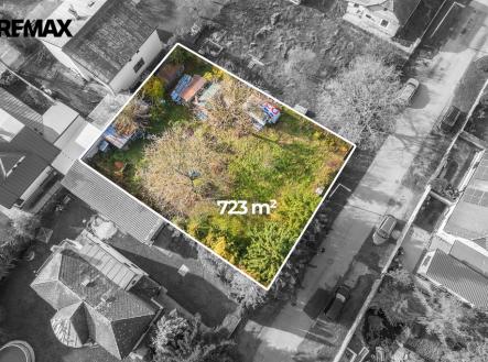 pozemek-ujezd-becvarska-4-hranice.jpg | Prodej - pozemek pro bydlení, 723 m²