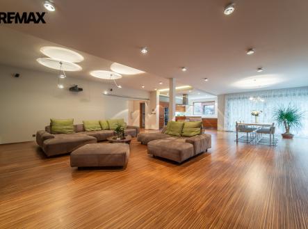 rd-do-klukovic-24.jpg | Prodej - dům/vila, 536 m²