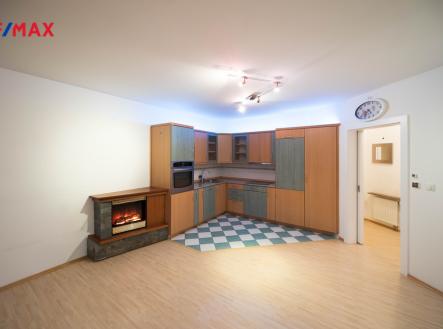 rm-plachty-434a8769.jpg | Pronájem bytu, 2+kk, 73 m²