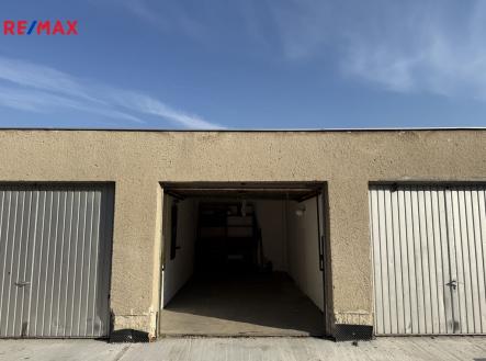 img-7878.jpeg | Pronájem - malý objekt/garáž