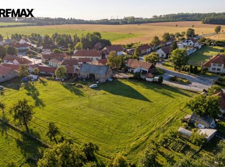 dron-pozemek-11-ai-2.jpg | Prodej - pozemek, zemědělská půda, 1 201 m²
