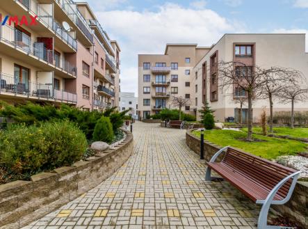 marova-34.jpg | Prodej bytu, 2+kk, 64 m²