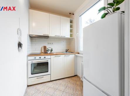 mazurska-7.jpeg | Prodej bytu, 1+kk, 31 m²