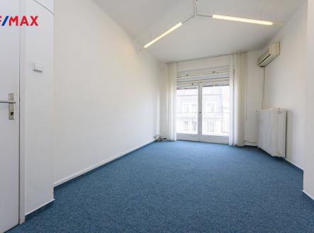 dsc-8948.jpg | Pronájem - kanceláře, 92 m²