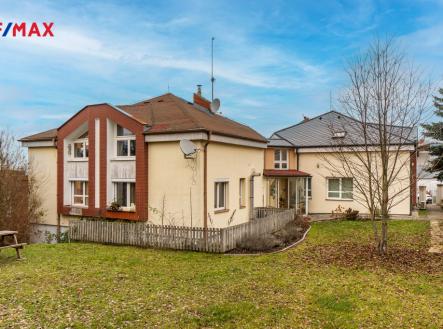 k-vejvodaku-51.jpg | Prodej - kanceláře, 253 m²