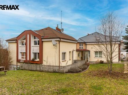 k-vejvodaku-51.jpg | Prodej - kanceláře, 253 m²