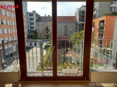 obyvacipokoj6.jpg | Pronájem bytu, 2+kk, 86 m²