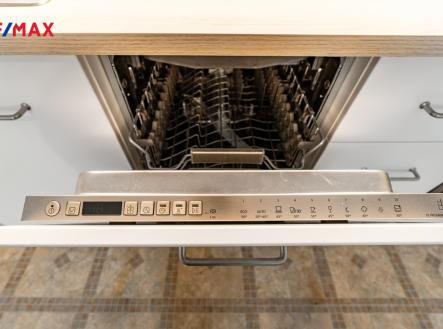 004.jpg | Pronájem bytu, 2+kk, 65 m²