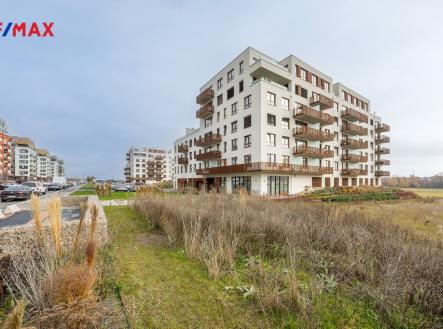 Pronájem bytu, 1+kk, 32 m² obrázek