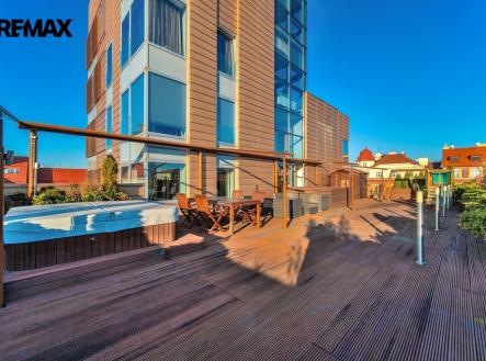 byty-korunni-4-100-1.jpg | Prodej bytu, 4+kk, 328 m²