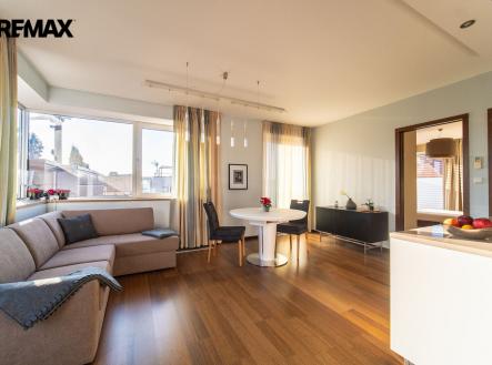 byty-korunni-17.jpg | Prodej bytu, 4+kk, 328 m²