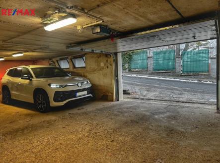 02-zengrova-a.jpg | Pronájem - malý objekt/garáž