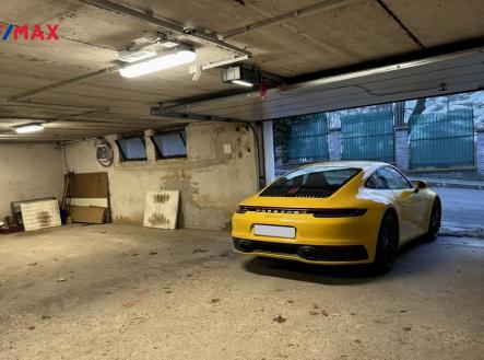 04-zengrova.jpg | Pronájem - malý objekt/garáž