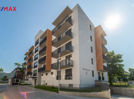 1.jpg | Pronájem bytu, 1+kk, 35 m²