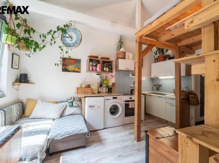 garazobyt-hostavicka-1.jpg | Prodej - dům/vila, 35 m²