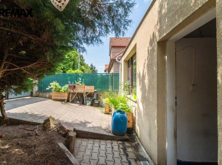 garazobyt-hostavicka-16.jpg | Prodej - dům/vila, 35 m²