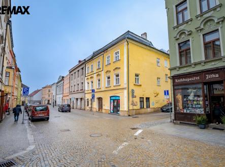 komenskeho-dum-1.2-vyznaceni-2-oprava-retus.jpg | Prodej bytu, 2+1, 59 m²