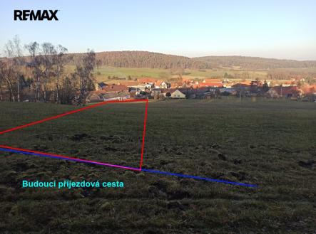 ze-shora-s-cestou-1.jpg | Prodej - pozemek pro bydlení, 4 025 m²