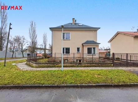 hover-20260209-1770633832763.jpeg | Prodej - dům/vila, 180 m²