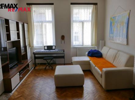 Pronájem bytu, 1+1, 34 m² obrázek