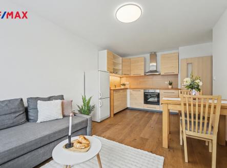 obyvak3.jpg | Prodej bytu, 2+kk, 44 m²