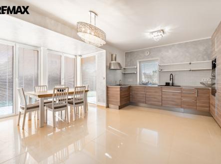 pnov-23.jpg | Pronájem - dům/vila, 156 m²