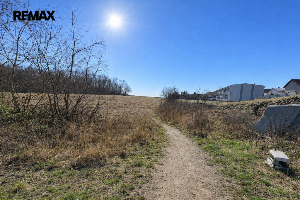 prodej pozemku modřice