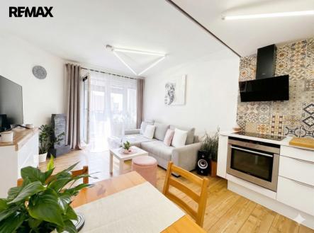 op-3.png | Pronájem bytu, 2+kk, 43 m²