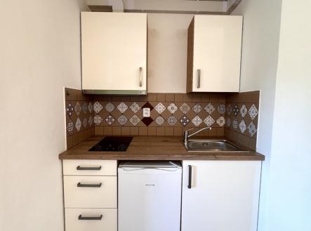 kopie-souboru-kuchyn.jpg | Pronájem bytu, 1+kk, 27 m²