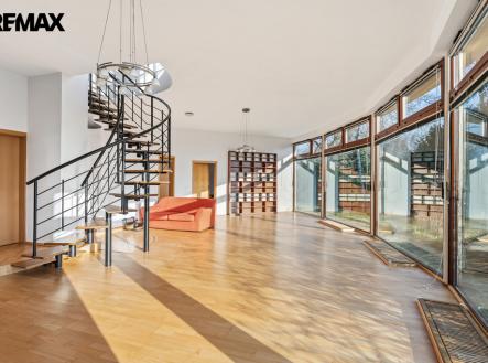 a7406190.jpg | Prodej - dům/vila, 311 m²