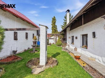 Exterier | Prodej - dům/vila, 81 m²