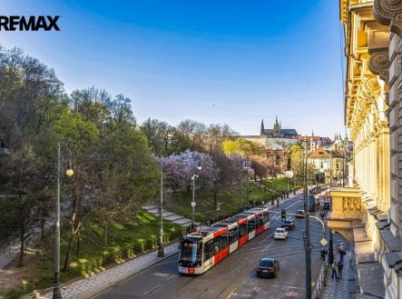 Výhled na Pražský hrad | Pronájem bytu, 2+1, 127 m²