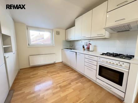 Kuchyňe s oknem | Pronájem bytu, 4+1, 124 m²