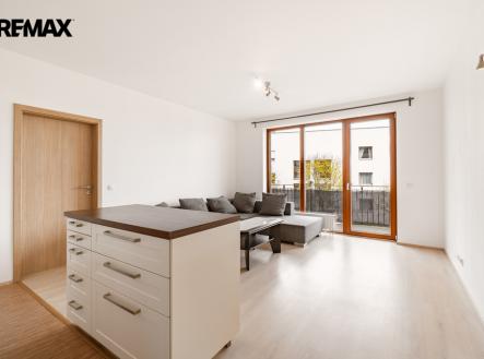 marova-10.jpg | Pronájem bytu, 2+kk, 65 m²