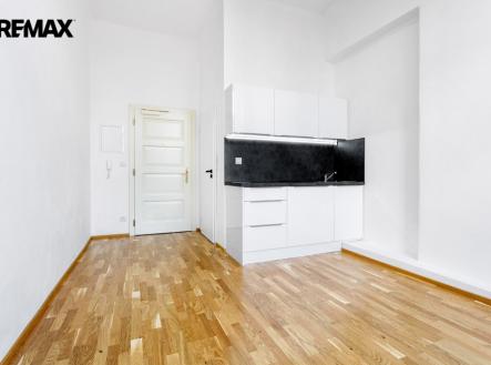 Pronájem bytu, 1+kk, 16 m² obrázek