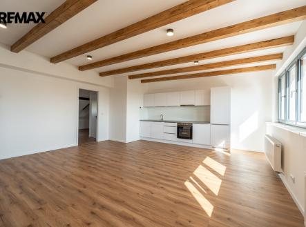 byt-brod-pronajem-2.jpg | Pronájem bytu, 4+kk, 130 m²