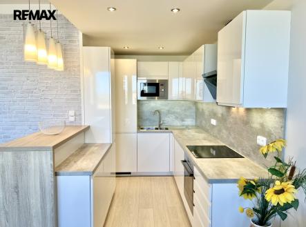 img-7833.jpeg | Pronájem bytu, 2+kk, 57 m²