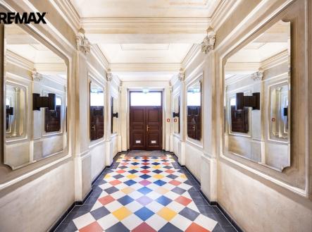 Vstupní hala | Prodej bytu, 3+kk, 81 m²