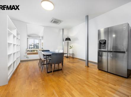 jidelna.jpg | Pronájem bytu, atypický, 146 m²