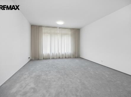 05-pod-harfou.jpg | Pronájem bytu, 1+kk, 46 m²