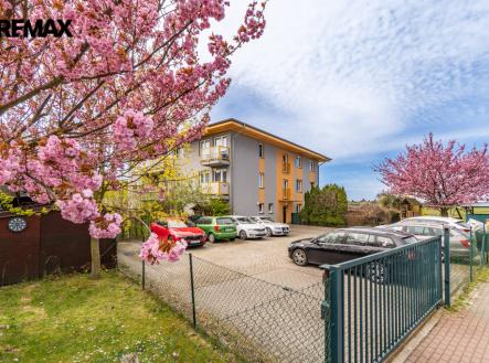 prazska-33.jpg | Pronájem bytu, 2+kk, 62 m²