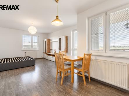 prazska-20.jpg | Pronájem bytu, 2+kk, 62 m²