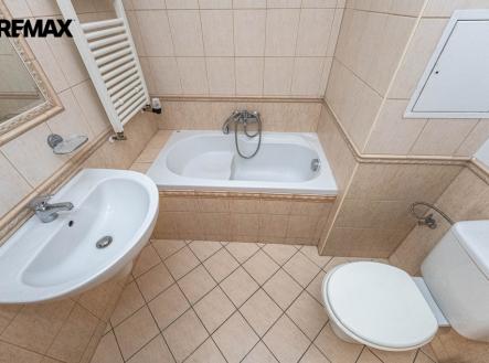 mh7-2893.jpg | Pronájem bytu, 1+kk, 31 m²